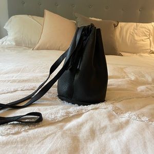 Baggu Leather Bucket Bag in Black